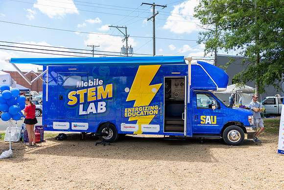 Mobile STEM Lab_77