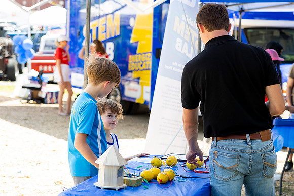 Mobile STEM Lab_98
