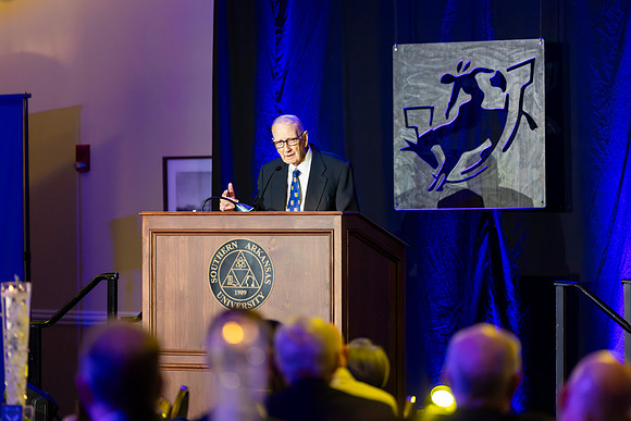 DistinguishedAlumni_2026_10