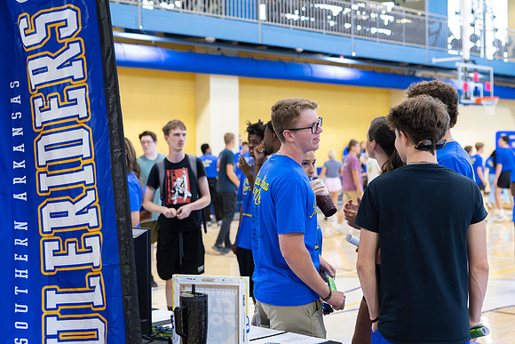 HW org fair_145