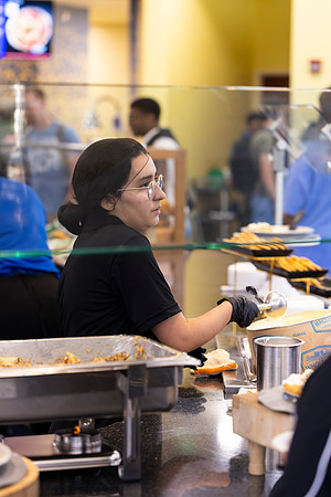 Blue and Gold Dining_8