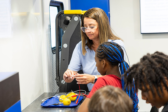 Lafayette Stem Lab111