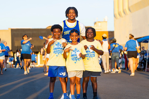 Blue and Gold Day_30
