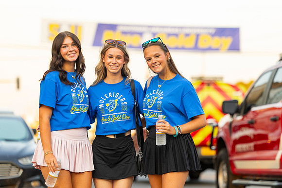 Blue and Gold Day_31