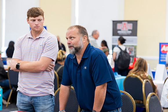 Careerfair_80