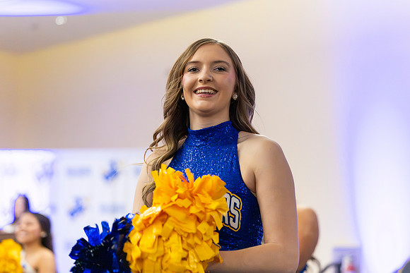 HomecomingPepRally_16