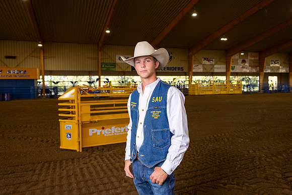 Rodeo Team26_38