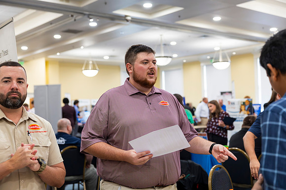 Careerfair_15