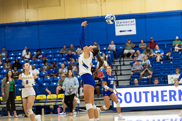 VBvsHSU_180