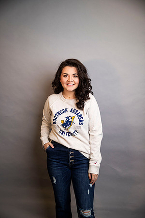 Riley_Viewbook2023_8