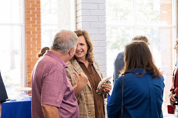 ribbon cutting_18