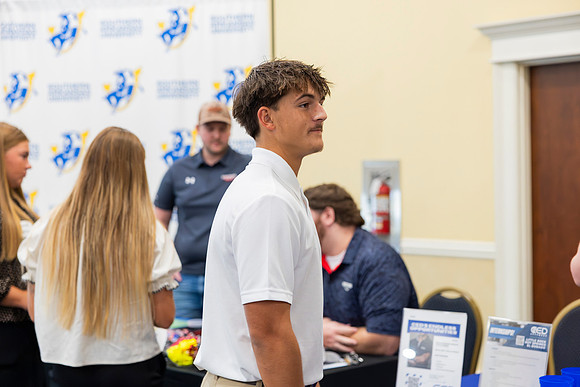 Careerfair_70