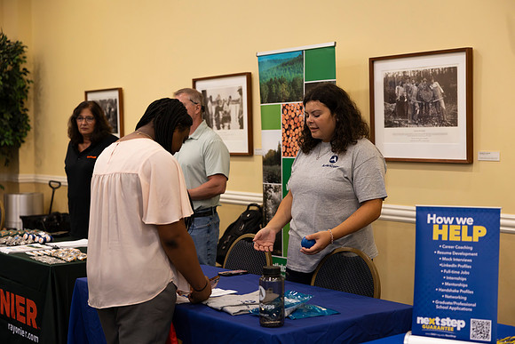 Careerfair_108