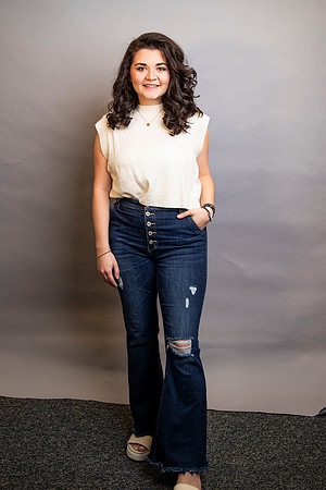 Riley_Viewbook2023_1
