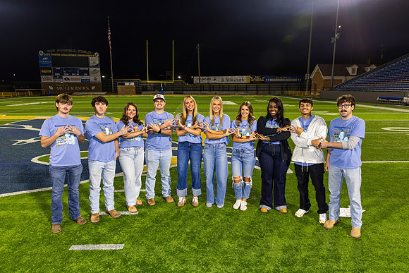 HomecomingCourt_06