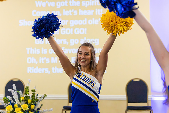 HomecomingPepRally_40