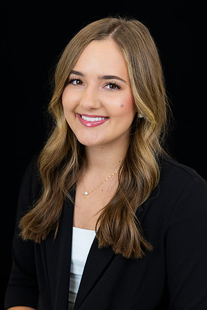 Gracyn Lyons2