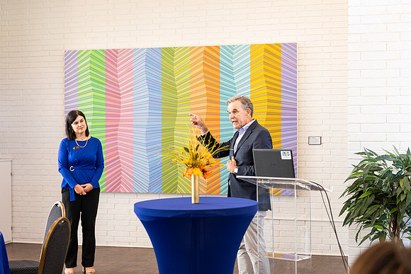 ribbon cutting_37