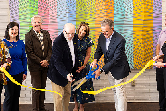 ribbon cutting_51