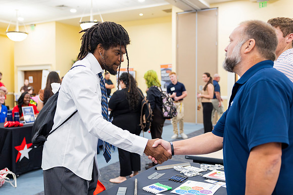 Careerfair_82