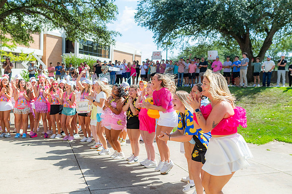 GirlsBidDay24_41
