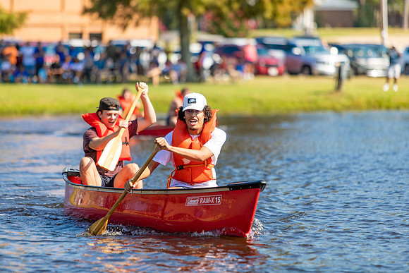 3CanoeRace_17