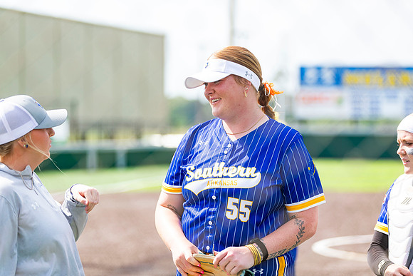SP25 Softball April 18 4