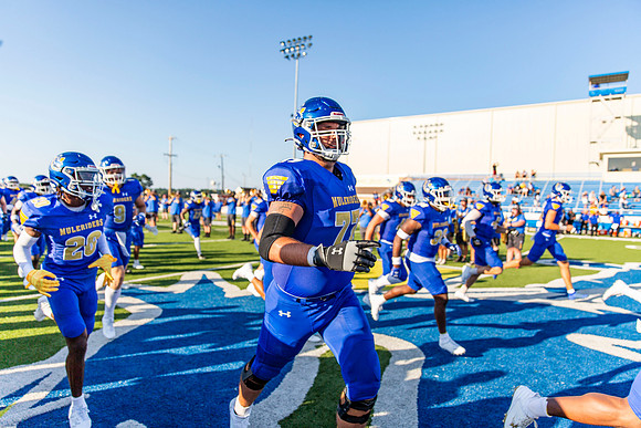 Football - Aug. 30_127