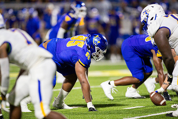 Football - Aug. 30_121