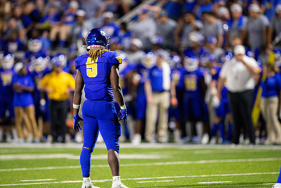 Football - Aug. 30_117