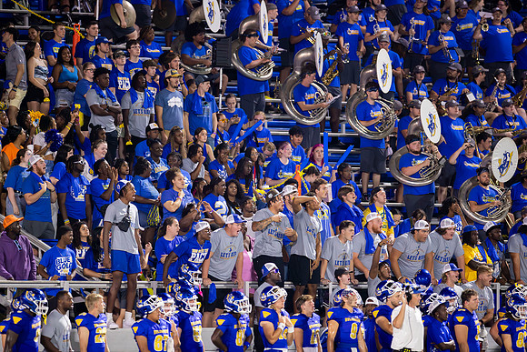 Football - Aug. 30_106