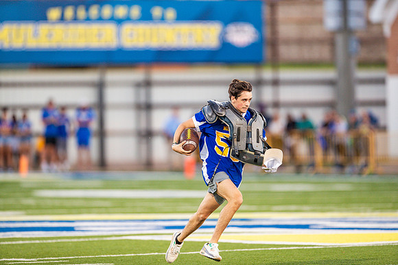 Football - Aug. 30_83