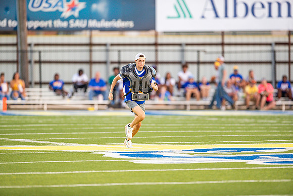 Football - Aug. 30_82