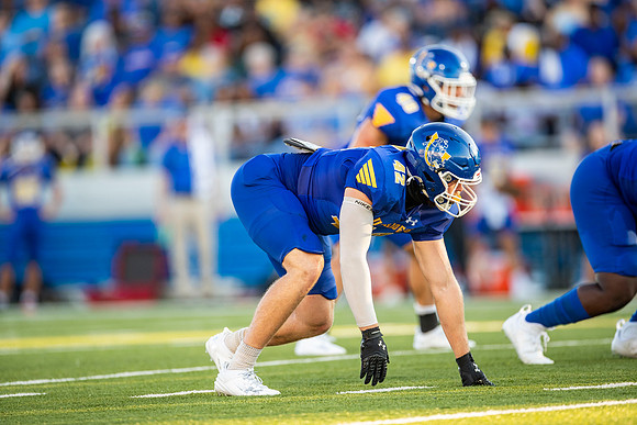 Football - Aug. 30_70