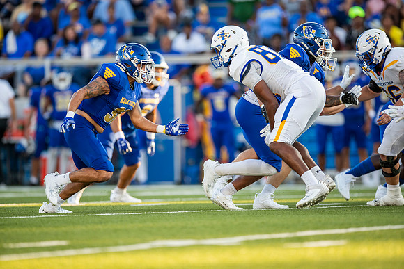 Football - Aug. 30_65