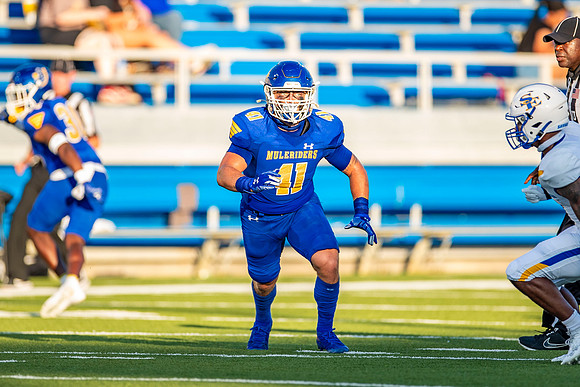 Football - Aug. 30_62