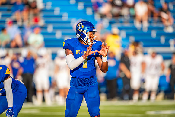 Football - Aug. 30_60