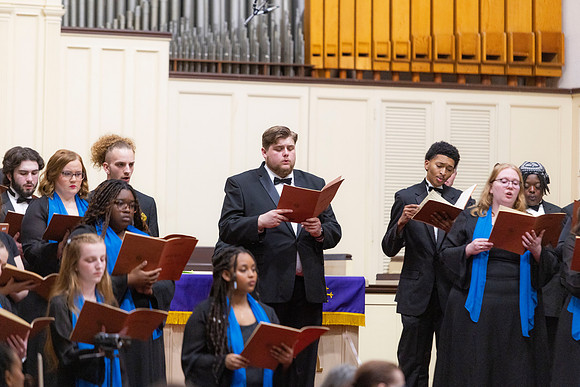 SP25 Choir 30