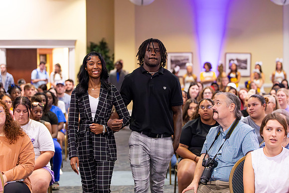 HomecomingCourt2023_35