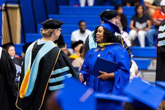 SAUSummerCommencement25_95