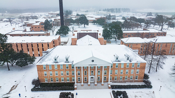 Snowy Campus _32