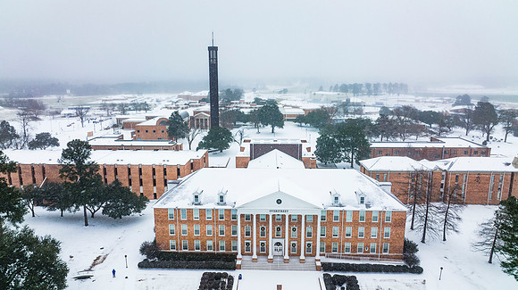 Snowy Campus _33