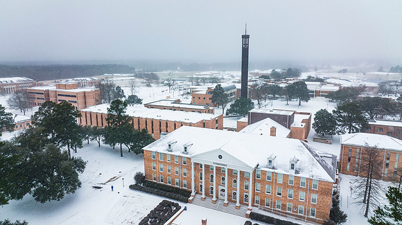 Snowy Campus _34