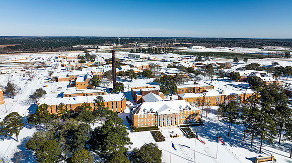 Snowy Campus _41