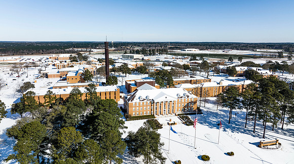 Snowy Campus _43