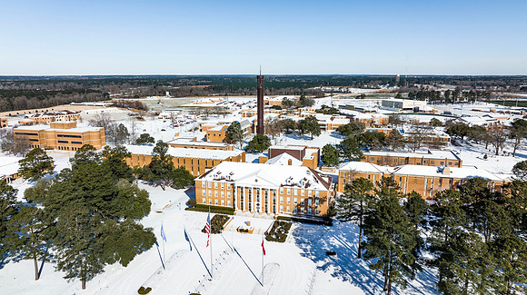 Snowy Campus _44