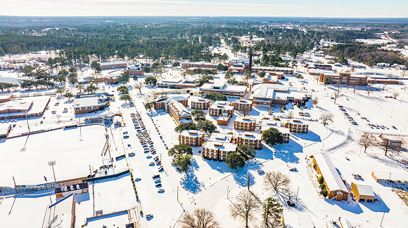 Snowy Campus _50