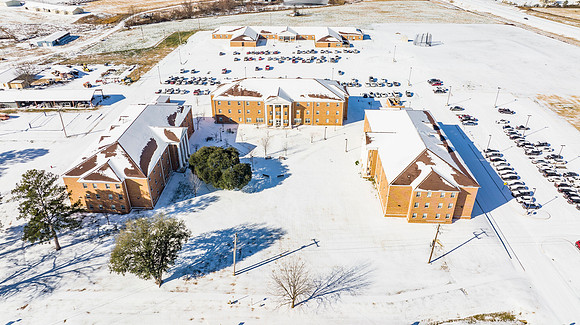Snowy Campus _52