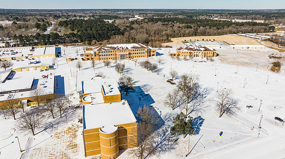 Snowy Campus _61