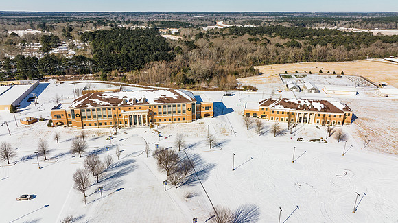Snowy Campus _62